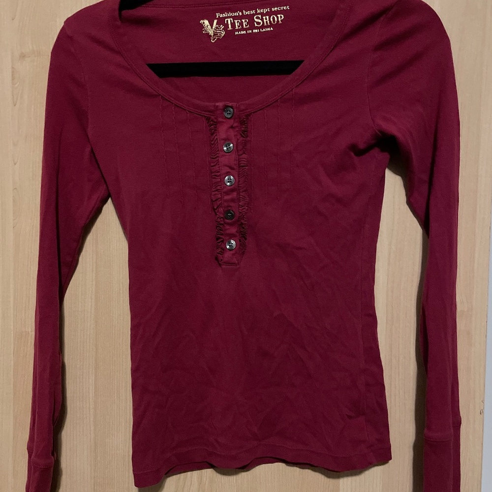 Red long sleeve tee